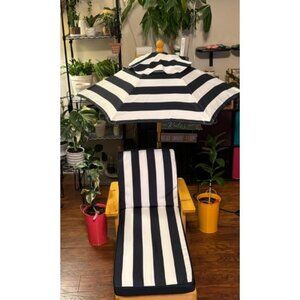 Outdoor Wooden Chaise Lounge, Backyard Furniture Chair with Umbrella